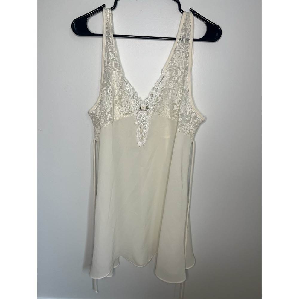 VTG Cinema Etolie Women's Extra Large XL RN#79852 White Lace Sheer Night Top